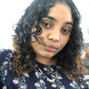 Meet your Posher, Annesa